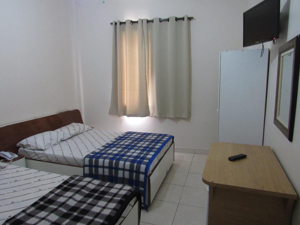 Hotel Moraes A 10 Minutos Da 25 De Marco,Bras,Bom Retiro,A 2 Minutos Do Mirante Sampa Sky E Pista De Skate Anhangabau Сан-Пауло Экстерьер фото