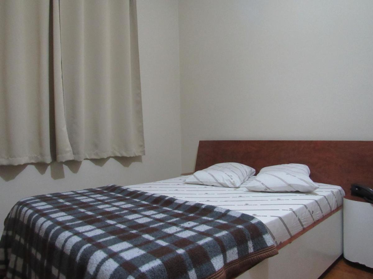 Hotel Moraes A 10 Minutos Da 25 De Marco,Bras,Bom Retiro,A 2 Minutos Do Mirante Sampa Sky E Pista De Skate Anhangabau Сан-Пауло Экстерьер фото
