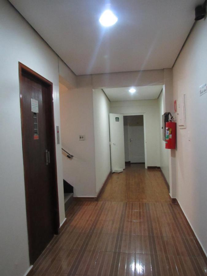 Hotel Moraes A 10 Minutos Da 25 De Marco,Bras,Bom Retiro,A 2 Minutos Do Mirante Sampa Sky E Pista De Skate Anhangabau Сан-Пауло Экстерьер фото